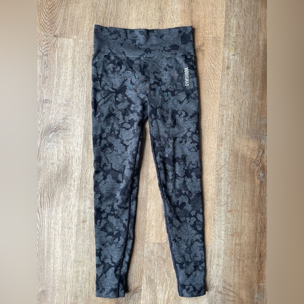 Gymshark Camo Seamless Leggings Gray Black Women’s Size M High Waisted